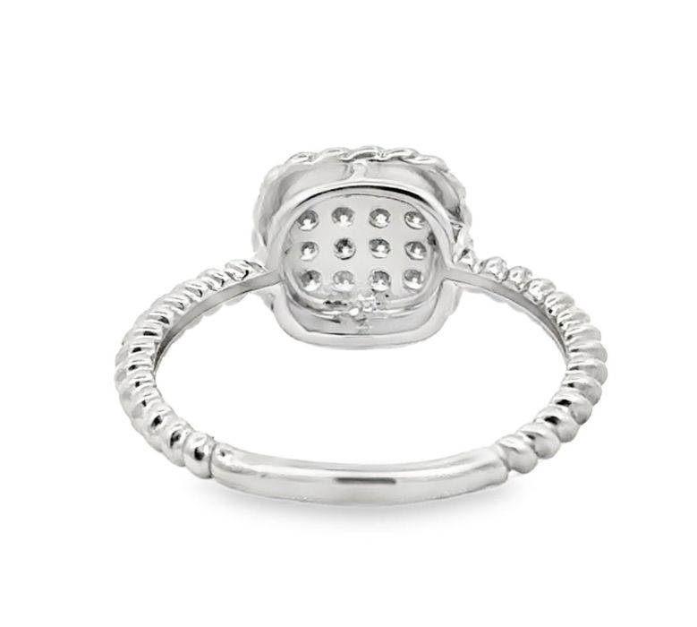 Inel din aur alb 18K cu diamante naturale – elegant și rafinat