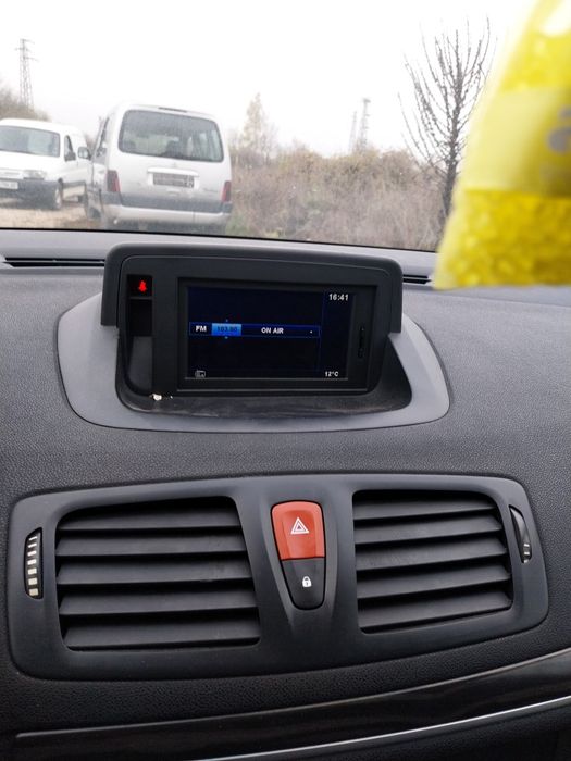 Продавам Рено Меган 3 на части