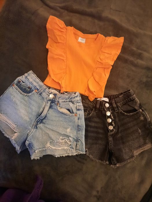 2 чифта къси панталонки и блукза на Zara.