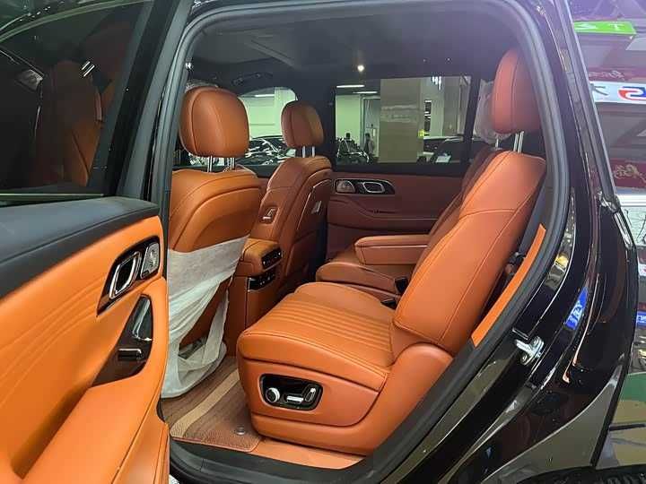 Geely Galaxy M9 2025 — 230 km 2WD Explorer Edition