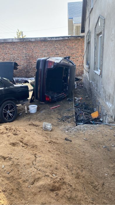 Бмв 525 по запчастям