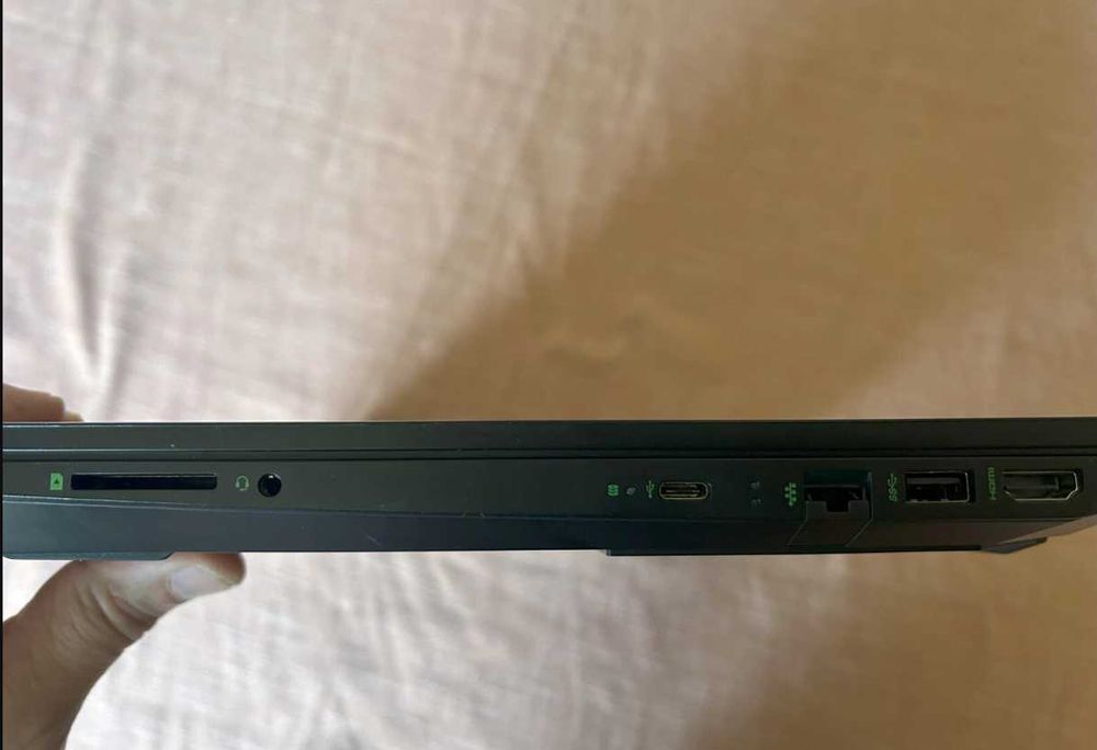 HP Pavilion Gaming 15 ryzen 5