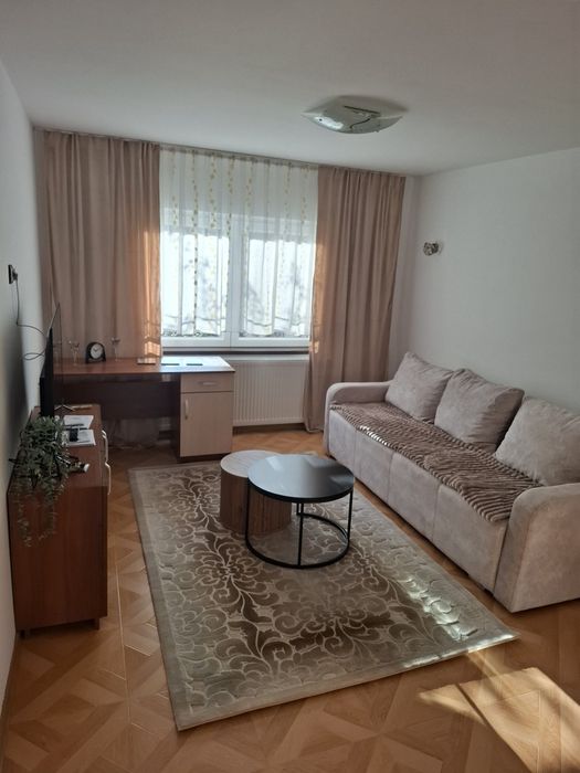 Apartament de inchiriat