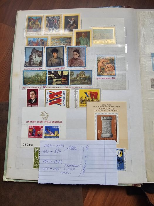 Trei clasoare pline cu timbre, România, nestampilate