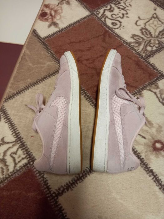 Дамски маратонки Nike, номер 38,5