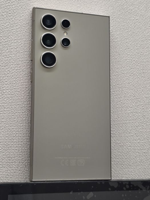 Продам Samsung s24 ultra