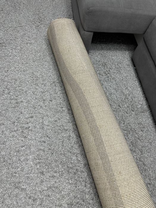 Продам ковер травка 2*3