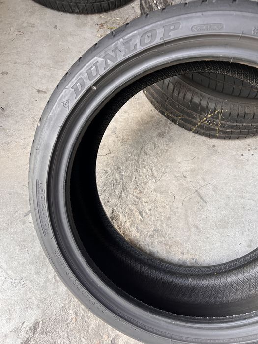 2 anvelope vara 225/40/19 , Dunlop , DOT 2023 !