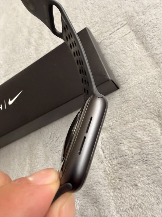 Apple watch SE 44 mm Nike