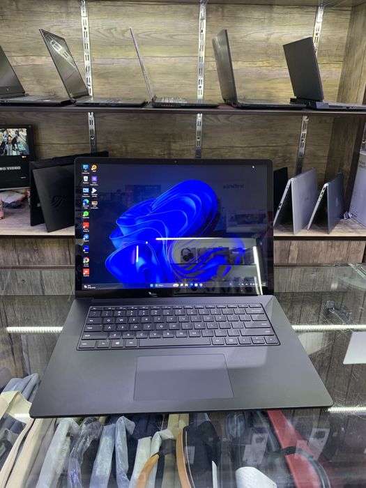 Б/У Microsoft Surface Laptop