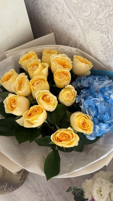 Продаётся красивый букет