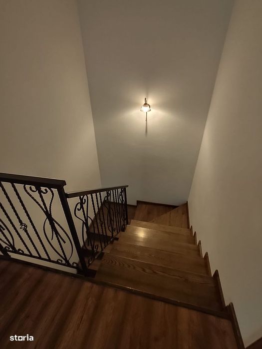 Duplex 4 camere l Su 120 mp l Teren 200 mp l 2 Parcari l Zona Florilor