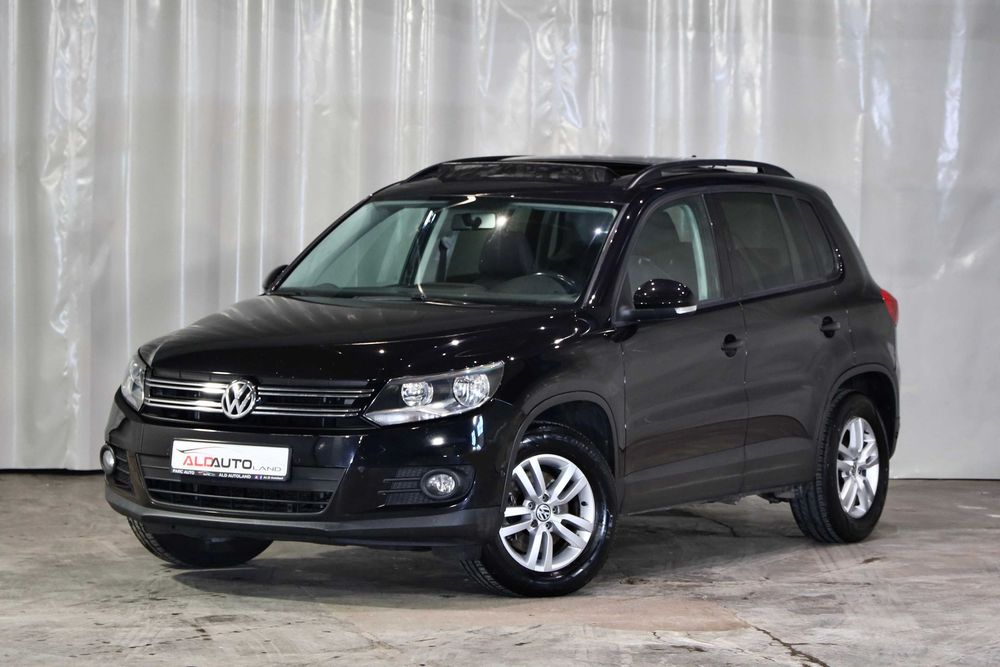 Volkswagen Tiguan Clima * Navi * Asistenta parcare * Bluetooth * ISOFIX * Carlig