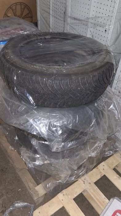 Anvelope Iarna Hankook, 185/65 R15 88T, SET 4 x buc. + jante de tabla