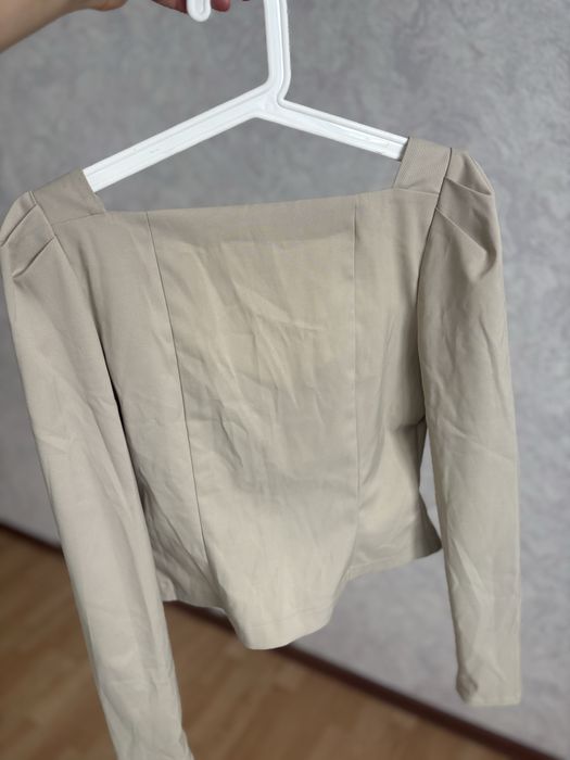 продам кофта Lichi