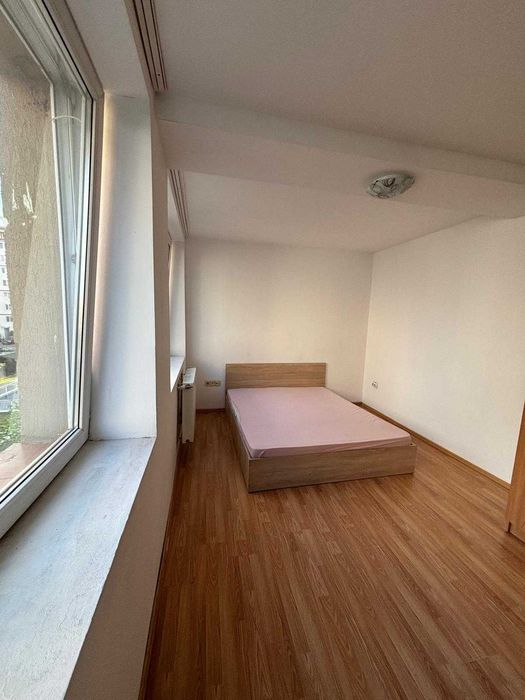 Apartament  de inchiriat,