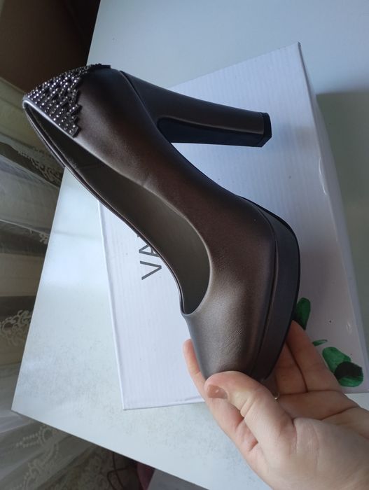 Женская обувь новая