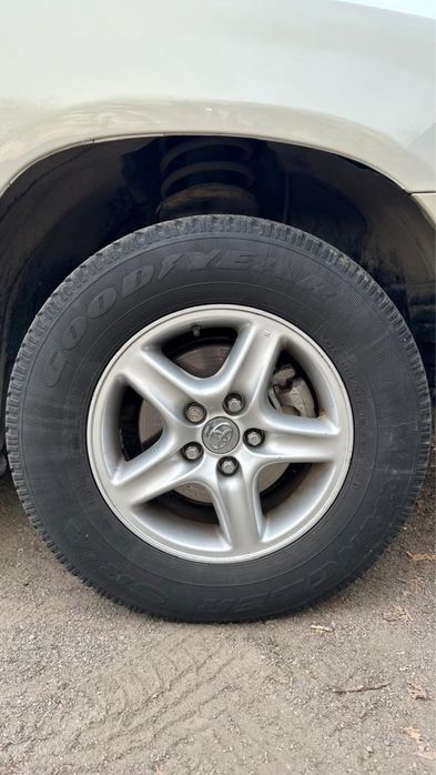 Продам диски на Lexus RX 300