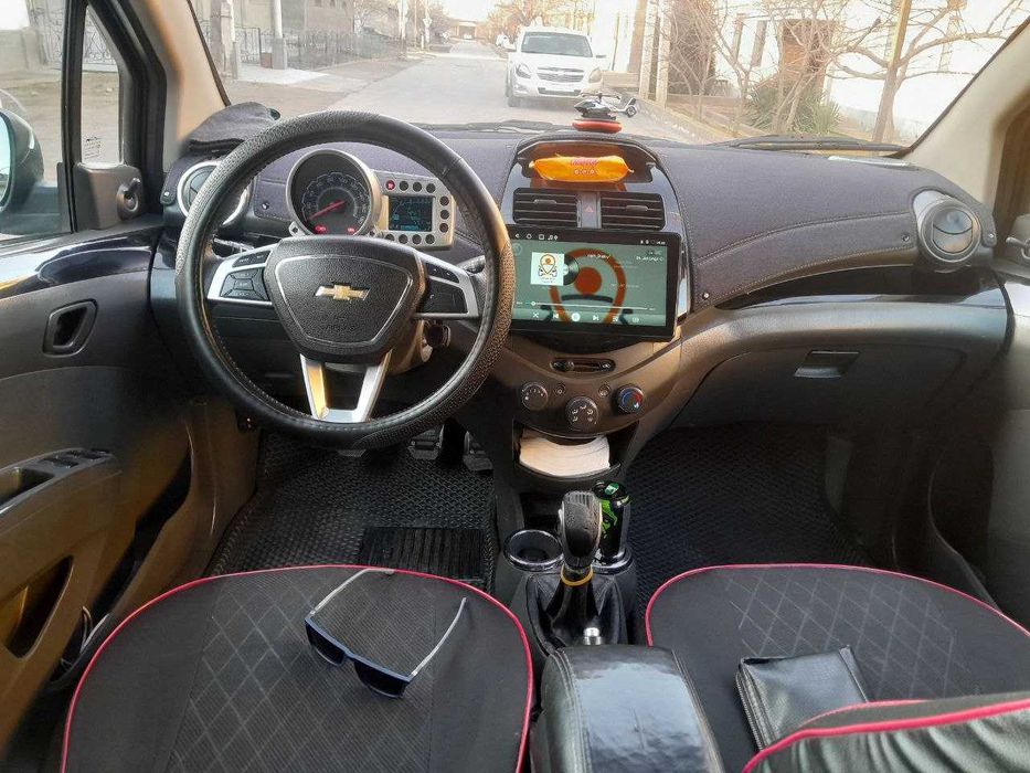 Продаю автомобиль Спарк