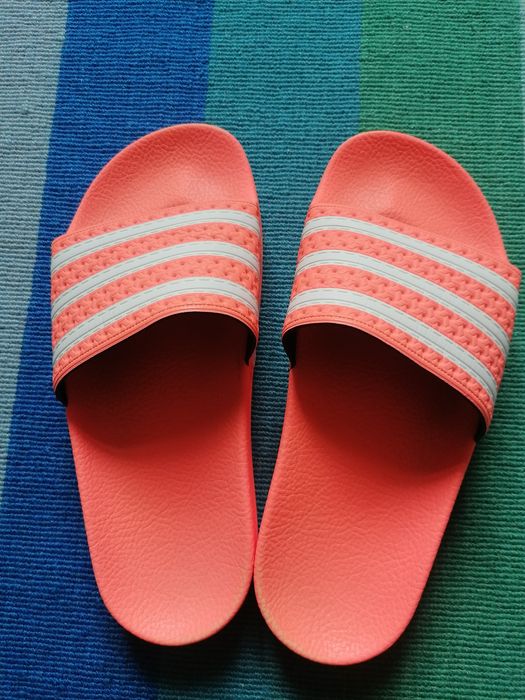 Slapi Adidas originals 37