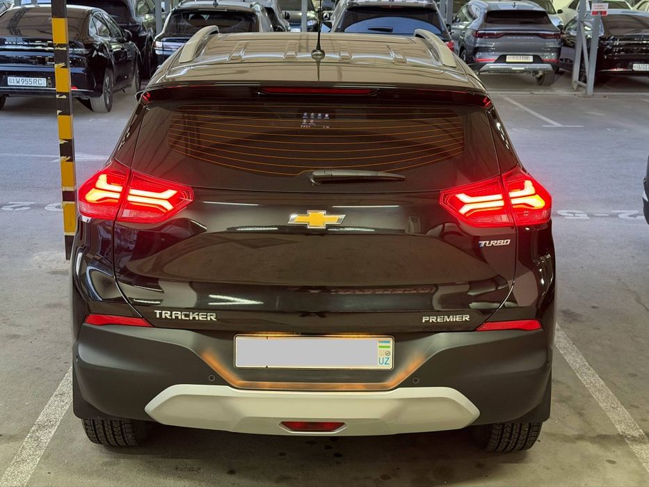 Tracker 2 Premier Full Qora Ideal Xolatda Avto Kreditga 600$ bilan !