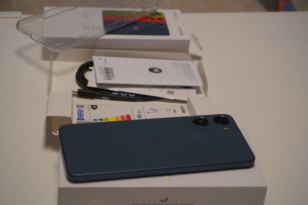 Motorola Moto G06 256 GB – ecran mare, baterie generoasă și un preț prietenos