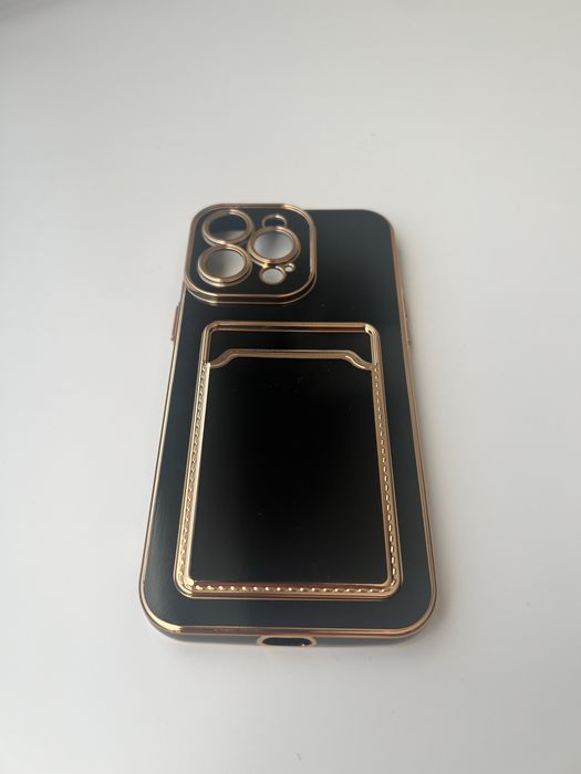 Кейс за iPhone 13 Pro Max Силиконов Черен Златен Кант Джоб