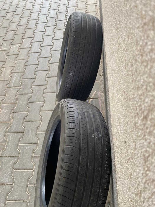 Vand doua anvelope DUNLOP stare foarte buna