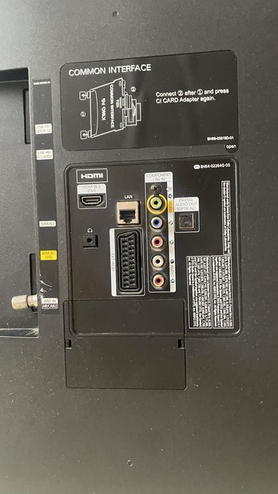 Продаю телевизор SAMSUNG Smart TV