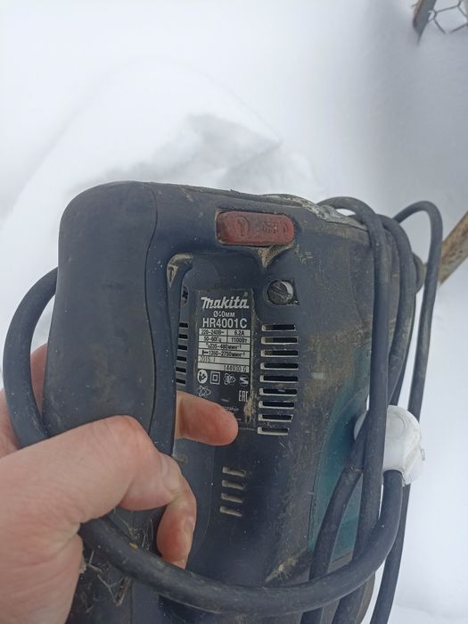 Перфоратор Макита  hr4001с
