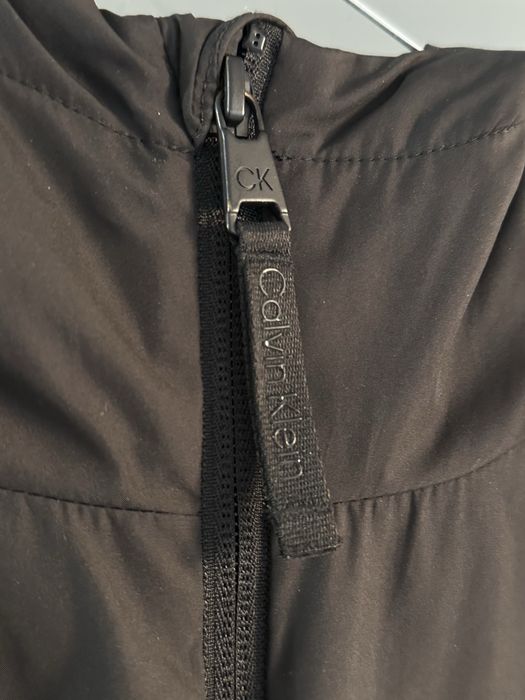 Vesta Calvin Klein Marimea M