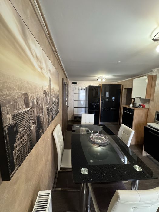 Apartament Etaj 1 Cu loc de Parcare Petru Musat