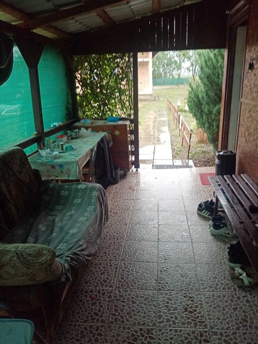 Inchiriez cabana