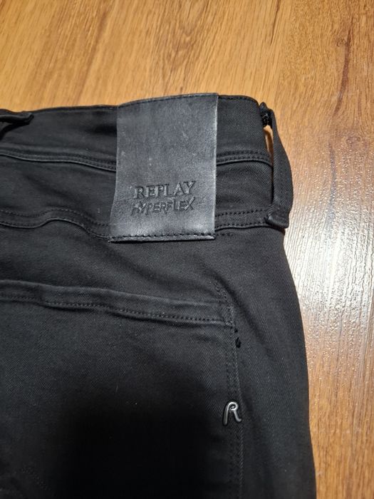 REPLAY 2PAC мъжки тениска и дънки M- L размер.