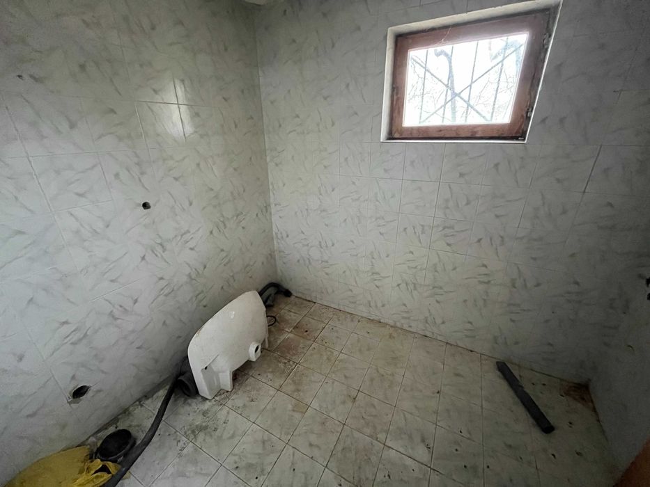 Продава прекрасна къща в село Долно Сахране