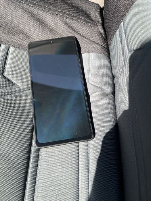 Продам гугл пиксель 6