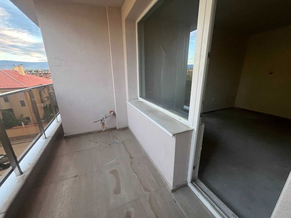 Продава се Двустаен апартамент в Пловдив, Христо Смирненски - 70 кв.м за 1500 €/кв.м - Снимка #2