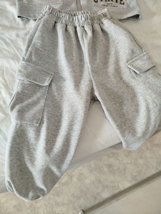 Продам костюм для девочки размер 120