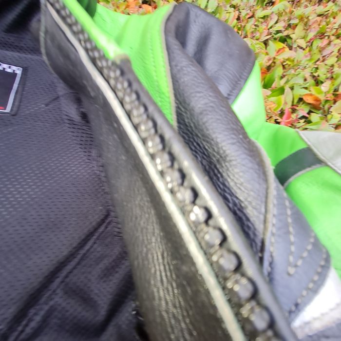 Мото яке и панталон екип естествена кожа