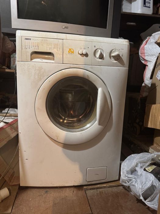 Продам стиральную машину