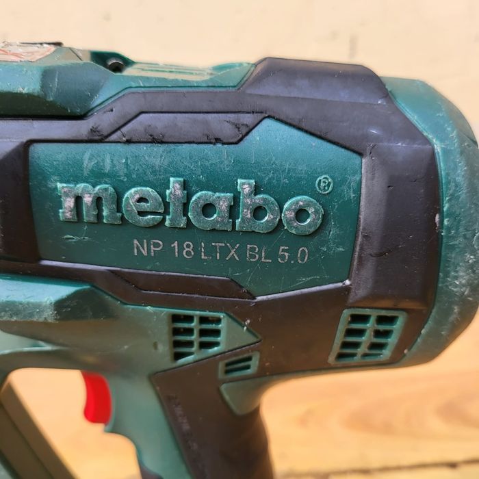 Pistol  popnituri metabo NP 18 LTX
