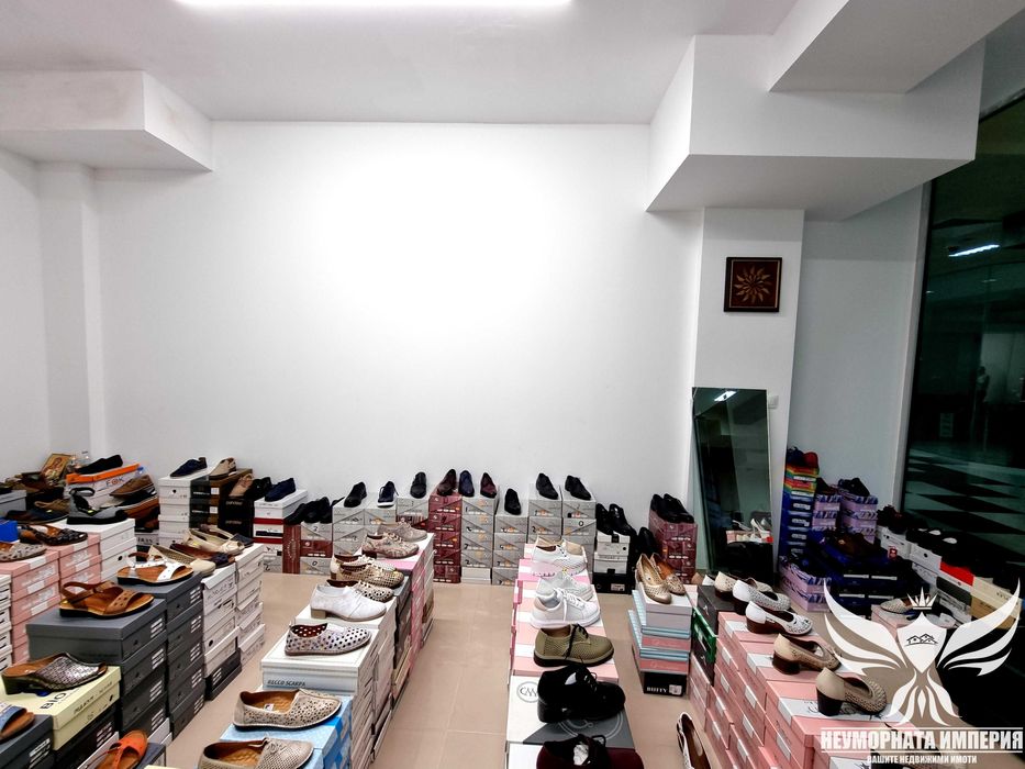 Продавам ново помещение 25кв. в гр.Асеновград топ център