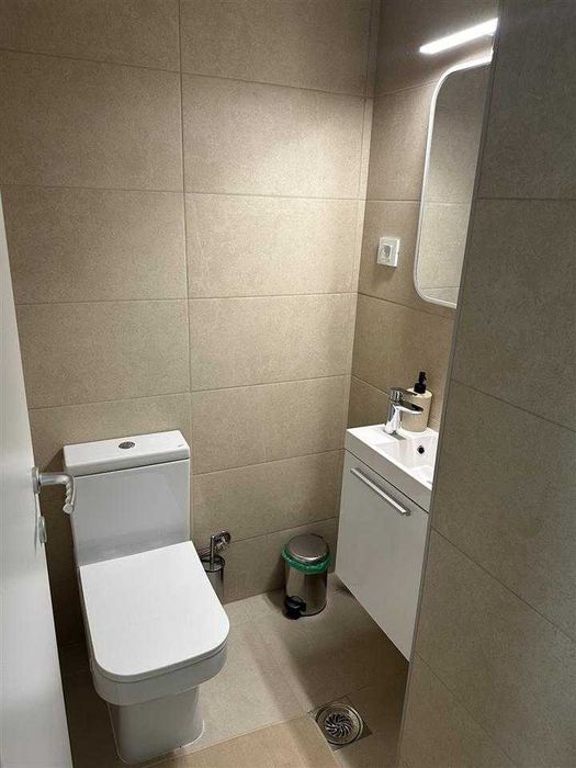 Дава се под наем Двустаен апартамент в Бургас, Зорница - 58 кв.м за 173.4 € - Снимка #2