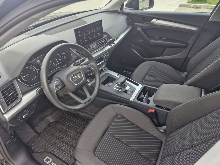 Audi Q5 2023 Plug In AVARIAT