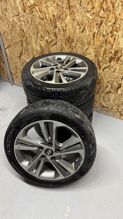 Продам комплект шины