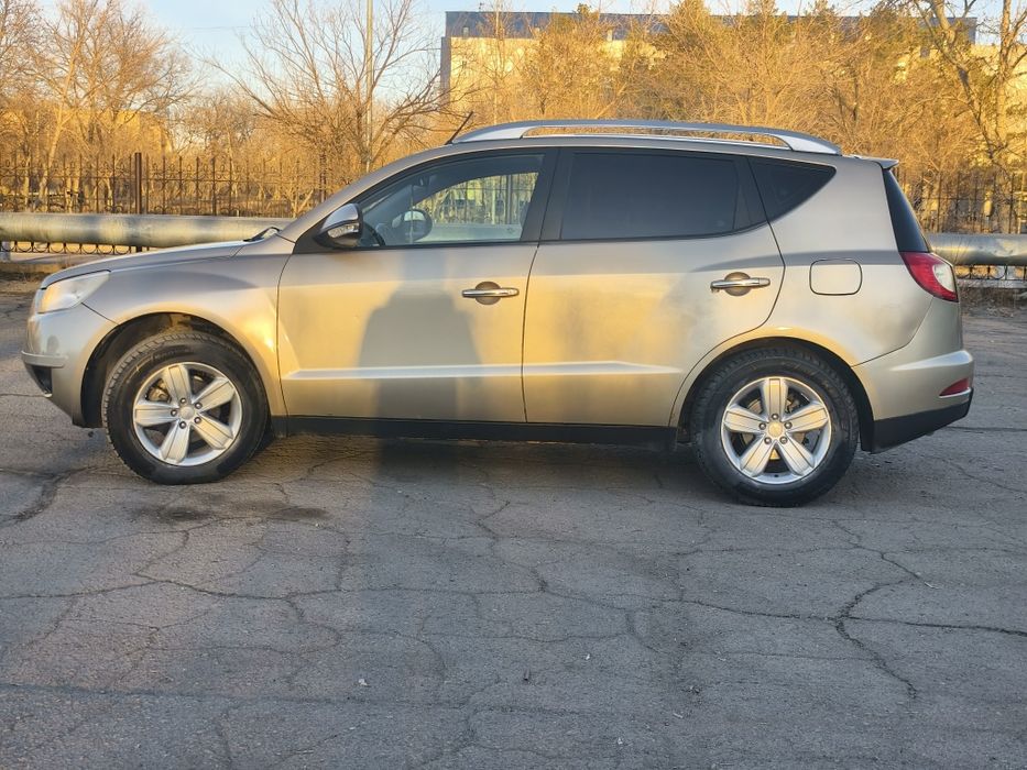 Продам geely emgrand x7