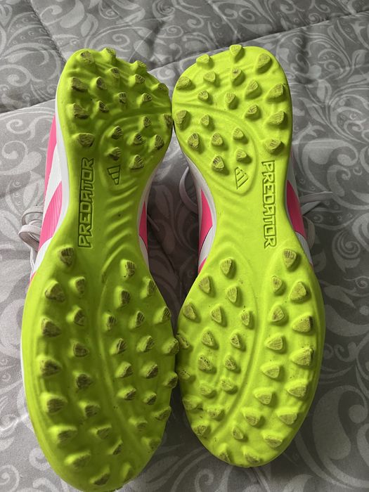 Ghete de fotbal /sintetic Adidas Predator