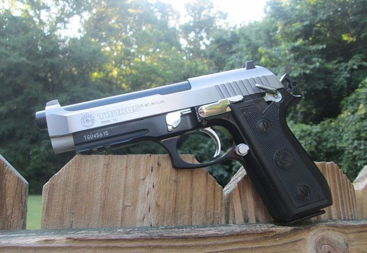 Pistol airsoft MODIFICAT la 3.7 jouls in stare perfecta de functionare