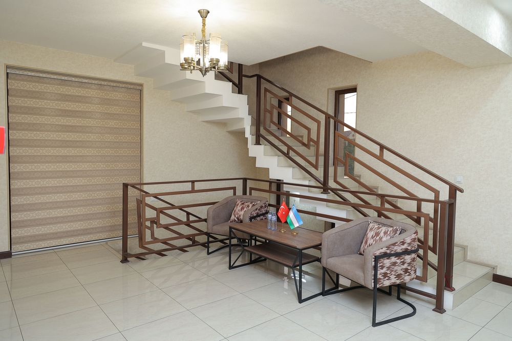 Bez zaks hotel akuratniy tozza joy yengi filial