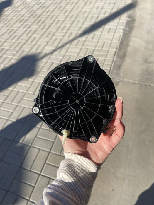 Оригинална VW емблема за golf 8